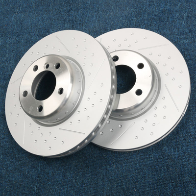 Baja Karbon Tinggi Dibor Dan Slotted Rotor Dan Bantalan Cocok Untuk BMW 4 Pot Kaliper Rem Kit