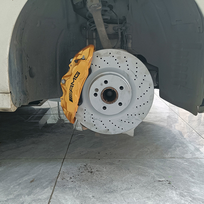 Kaliper Rem Mobil Mercedes Benz C200 Meng-upgrade 6 Pot Claipers Dan Cakram 355MM