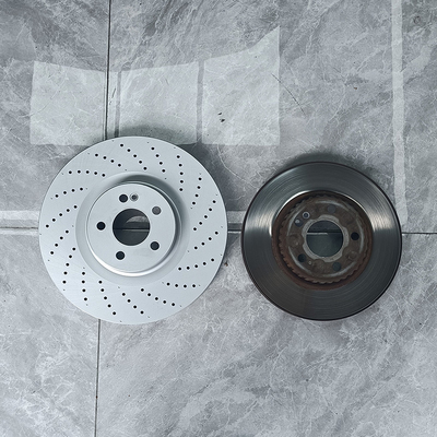 Kaliper Rem Mobil Mercedes Benz C200 Meng-upgrade 6 Pot Claipers Dan Cakram 355MM