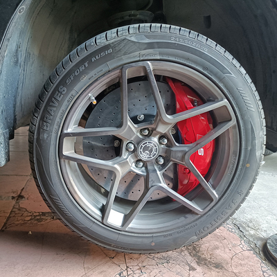 Modifikasi Mobil 10 Piston Kaliper Rem Carbon Ceramic Disc Untuk Honda UR-V