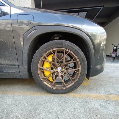 NIO EC8 Tingkatkan Porsche 10 Piston Caliper Akebono 10N Warna Abu-abu